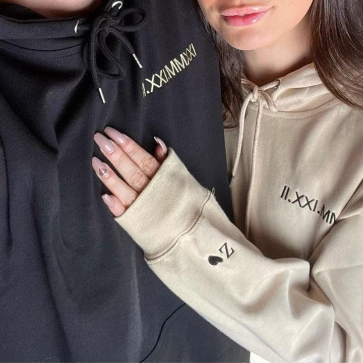 CoupleHoodie™ | Capture your love story in style