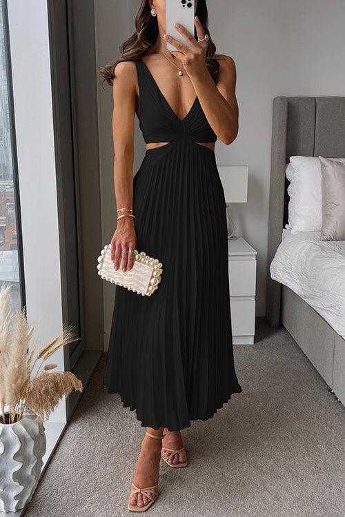 Gabrielle | Pleated Maxi Dress